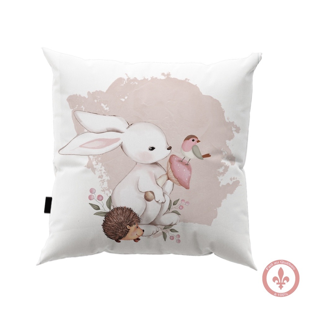 housse de coussin en coton avec motif imprimé lapin blanc tout doux entouré de ses amis, un petit oiseau et un hérisson