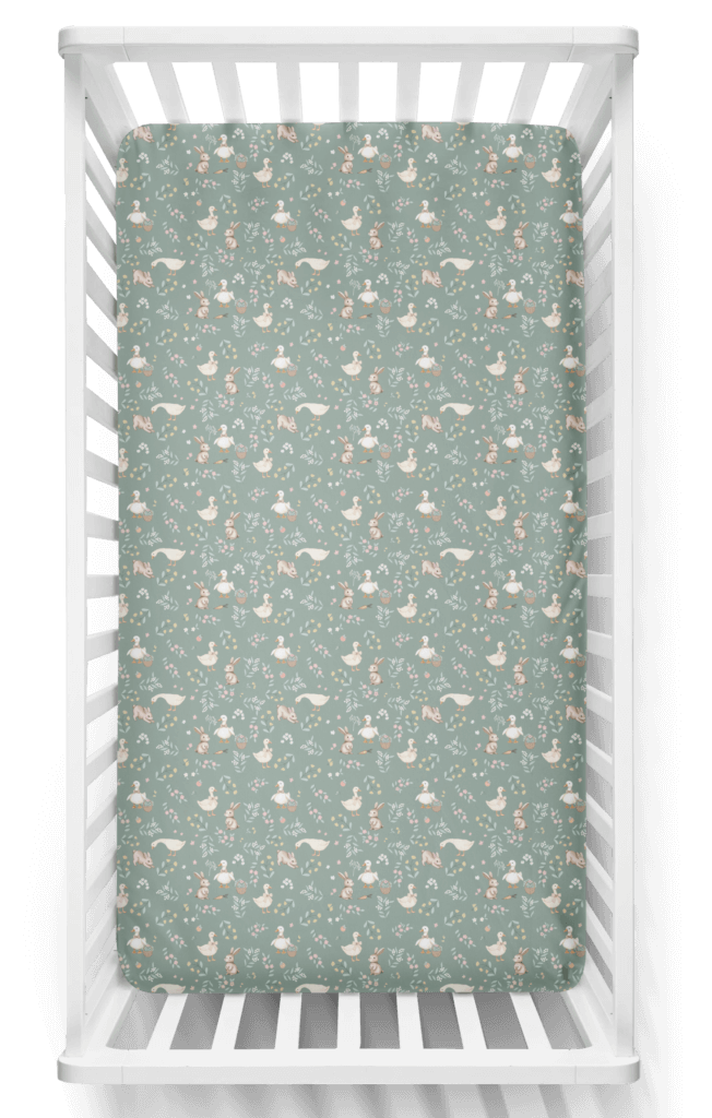 drap contour pour lit de bébé vert avec motif imprimé lapins ,oies, fleurs
