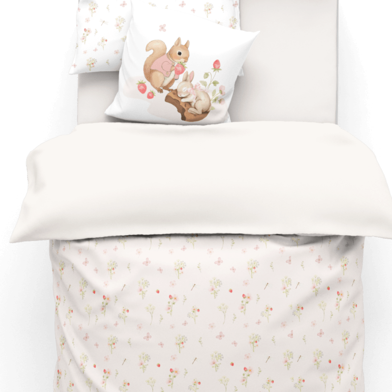 housse de couette rose e coton avec motif imprimé fleurs et fraises de bois