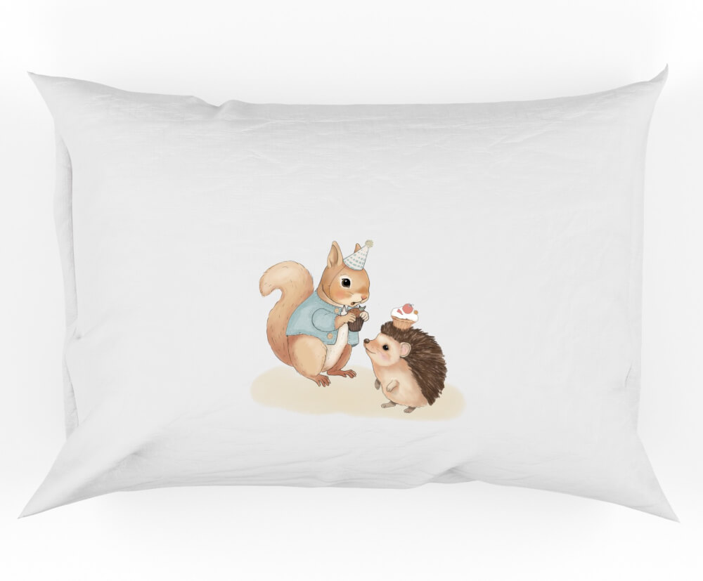 taie d'oreiller en coton avec motif imprimé écureuil et hérisson